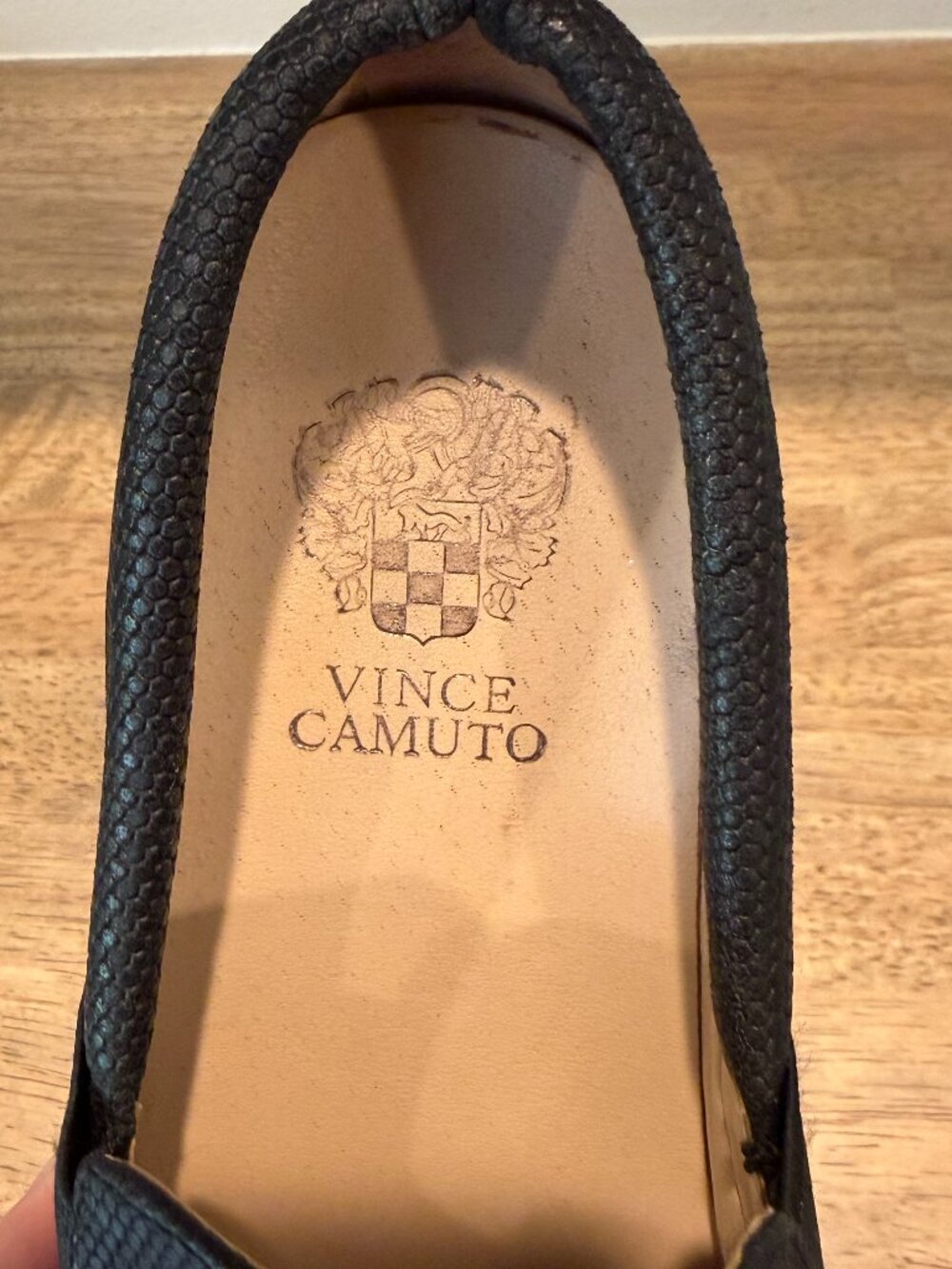 Vince Camuto Kanesya Black Leather Slip On Platform Sneakers 7.5 - Picture 7 of 9